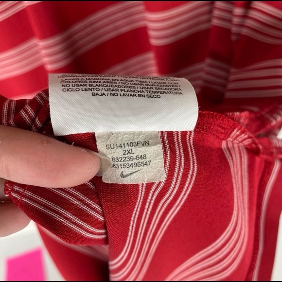 NIKE GOLF Red Striped Polo Shirt | 2XL - Picture 7 of 8